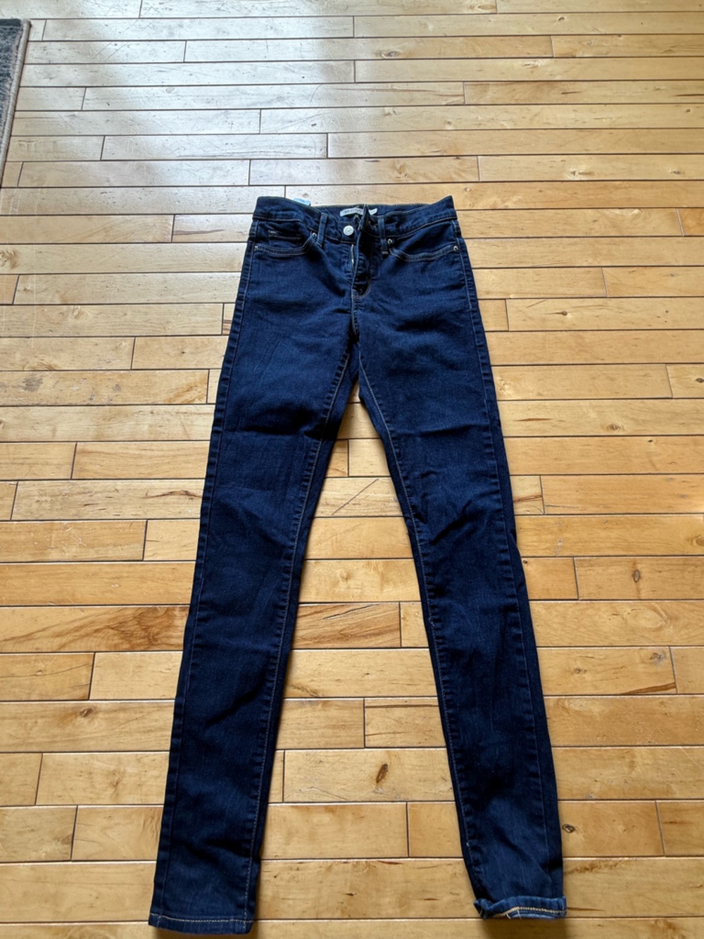 Levi's Slim Skinny Jeans in Deep Indigo